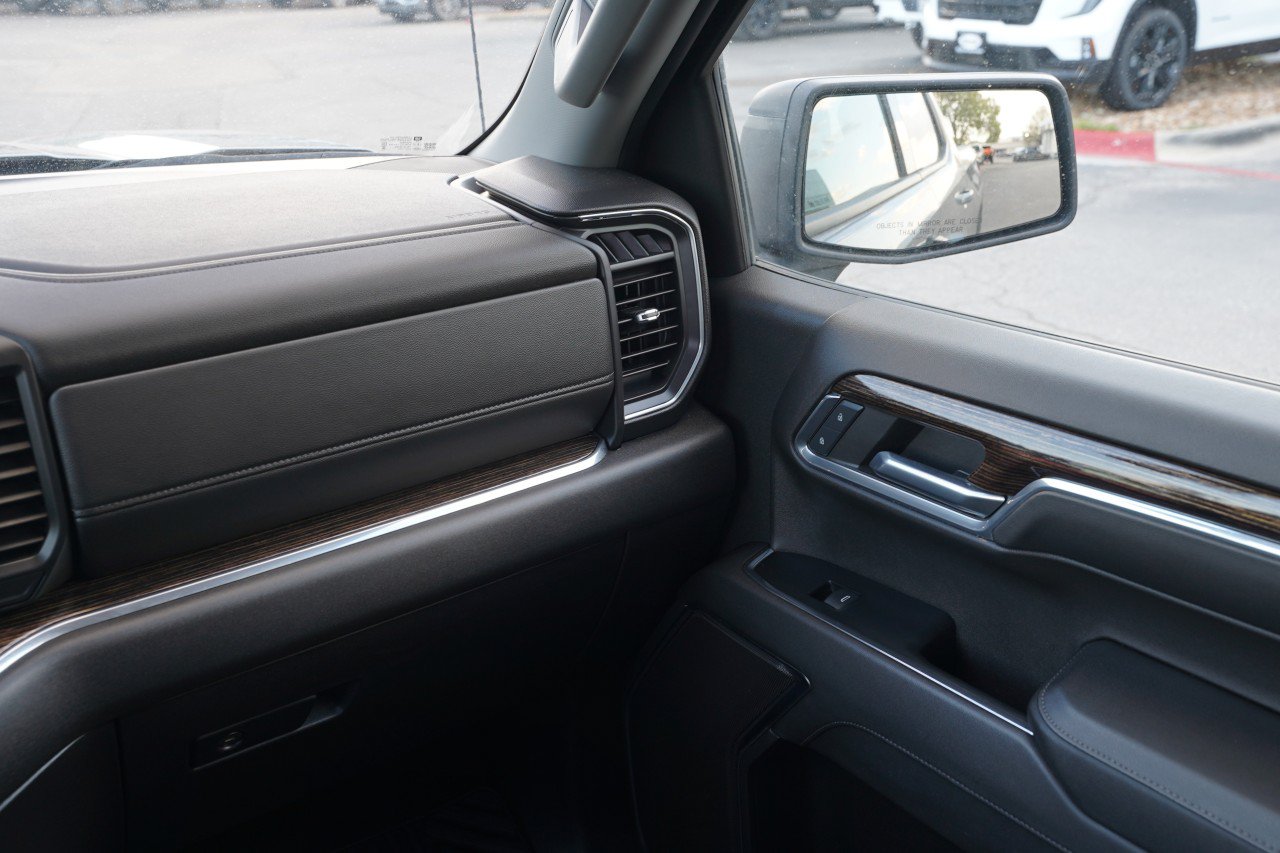 Certified 2024 GMC Sierra 1500 Elevation AWD/4WD image 8