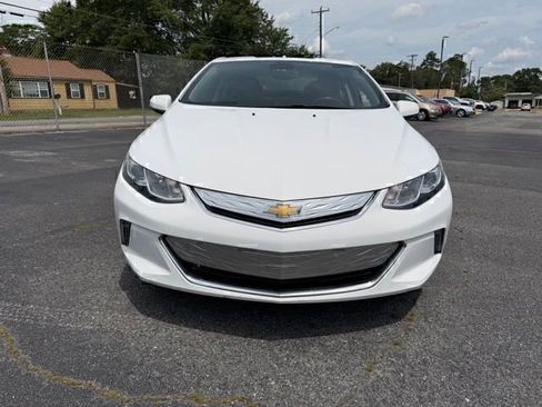 Used 2018 Chevrolet Volt LT w/ Comfort Package FWD image 6
