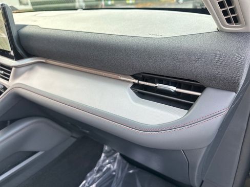 New 2026 Ford Explorer Active AWD/4WD image 41