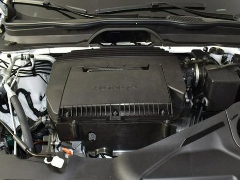 New 2025 Honda Pilot EX-L image 10