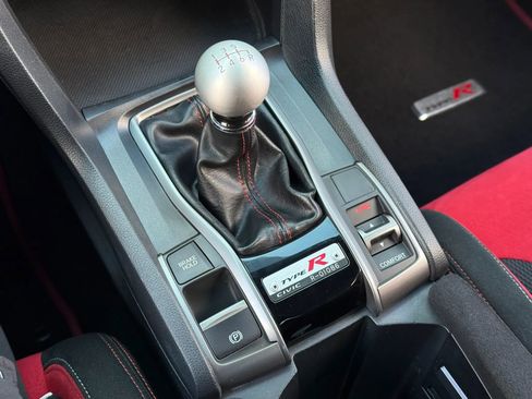 Used 2017 Honda Civic Type R image 20