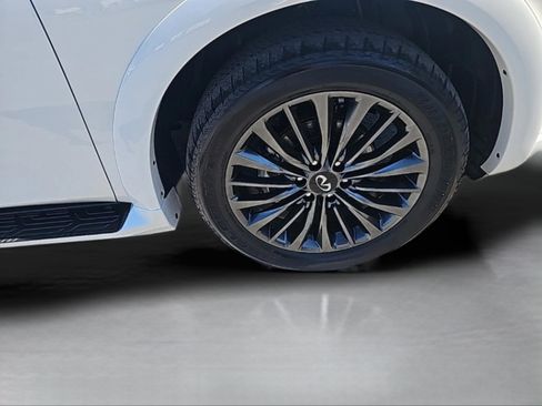 Used 2024 INFINITI QX80 Sensory w/ Cargo Package image 15