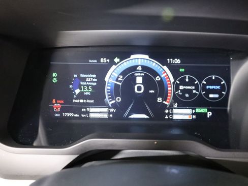 Used 2024 Toyota Sequoia Capstone AWD/4WD image 13