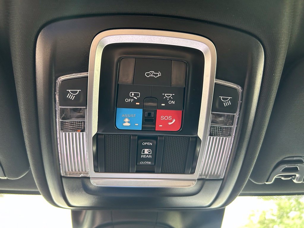 Used 2026 RAM 2500 Laramie AWD/4WD image 60