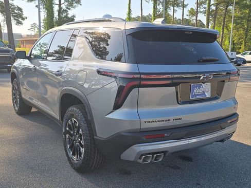 New 2026 Chevrolet Traverse Z71 AWD/4WD image 3