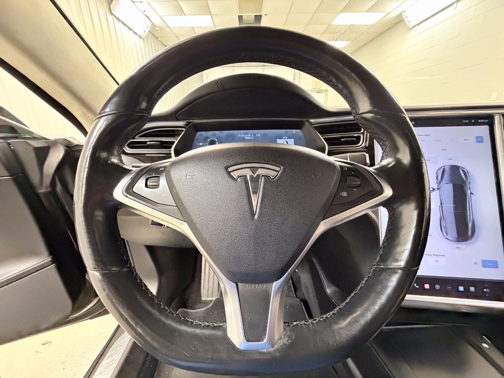Used 2016 Tesla Model S 70D AWD/4WD image 45