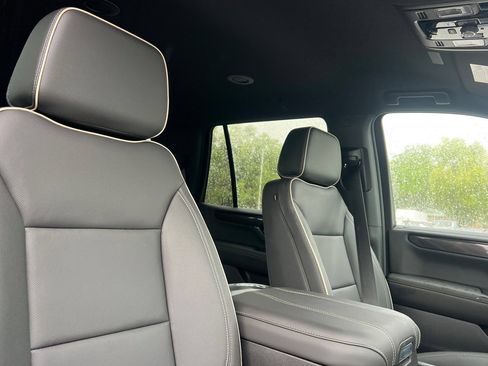 New 2026 GMC Yukon Elevation AWD/4WD image 14