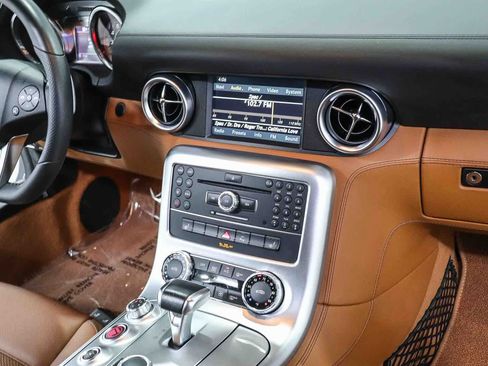 Used 2011 Mercedes-Benz SLS AMG Coupe image 14