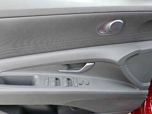 Used 2023 Hyundai Elantra Blue w/ Cargo Package image 12