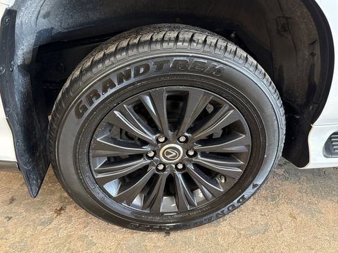 Used 2023 Lexus GX 460 Premium image 12