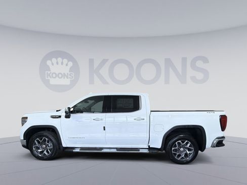 New 2026 GMC Sierra 1500 SLT w/ SLT Premium Package AWD/4WD image 2