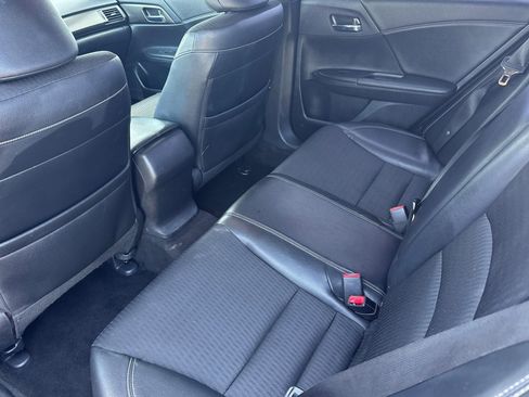 Used 2016 Honda Accord Sport image 27