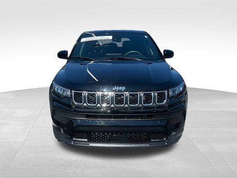 Used 2024 Jeep Compass Sport AWD/4WD image 9