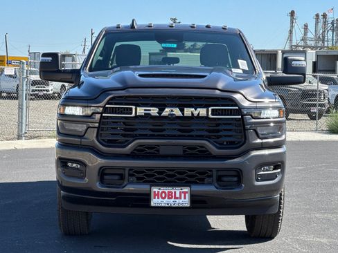 New 2026 RAM 2500 Big Horn AWD/4WD image 8