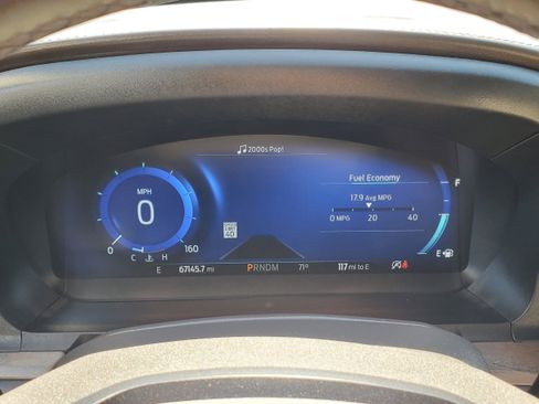 Used 2020 Ford Explorer Platinum w/ Premium Technology Package AWD/4WD image 20