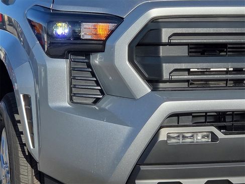 New 2026 Toyota Tacoma SR5 image 10