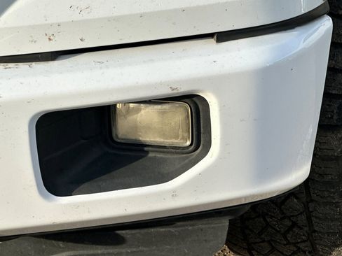 Used 2015 Ford F150 XLT w/ Equipment Group 302A Luxury image 10