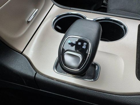 Used 2014 Jeep Grand Cherokee Laredo w/ Security & Convenience Group image 19