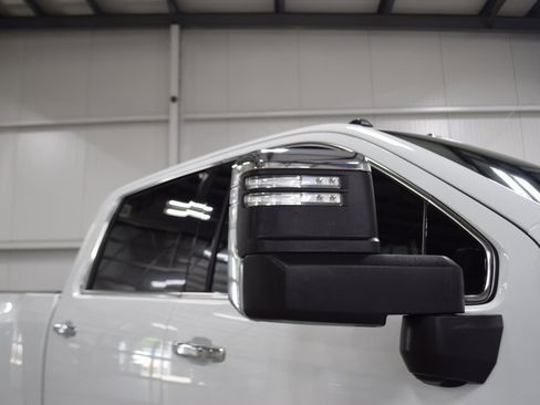 Used 2024 GMC Sierra 3500 Denali w/ Denali Reserve Package image 18