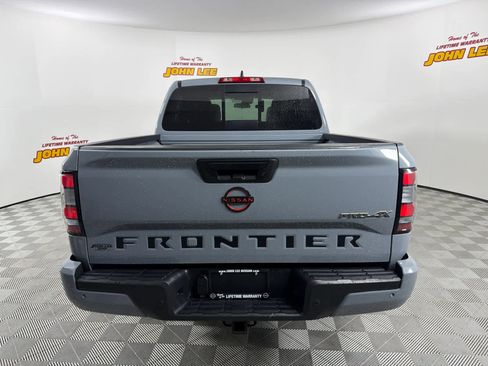 Used 2023 Nissan Frontier PRO-4X w/ Technology Package AWD/4WD image 4