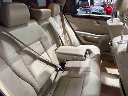 Used 2014 Mercedes-Benz E 350 4MATIC image 98