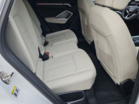 Used 2024 Audi Q3 2.0T Premium Plus w/ Premium Plus Package image 18