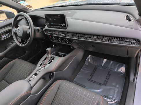 Certified 2024 Honda HR-V Sport image 30