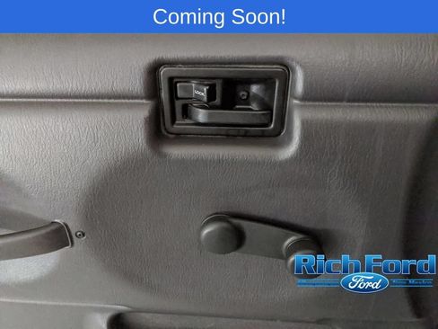 Used 2000 Jeep Wrangler Sport AWD/4WD image 14