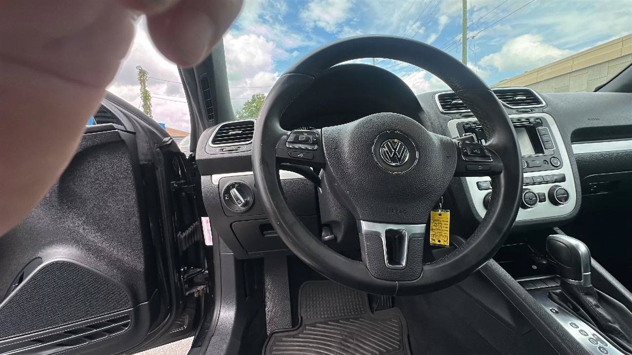 Used 2015 Volkswagen Eos Komfort FWD image 42