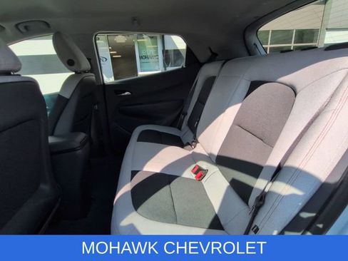 Used 2017 Chevrolet Bolt LT FWD image 24