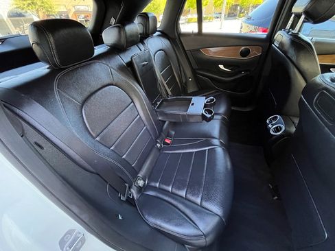 Used 2018 Mercedes-Benz GLC 300 image 13