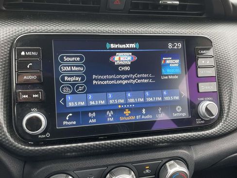 Used 2024 Nissan Kicks SV image 25