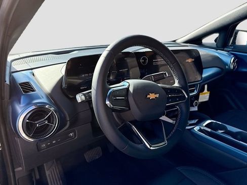 New 2026 Chevrolet Equinox EV LT FWD image 10