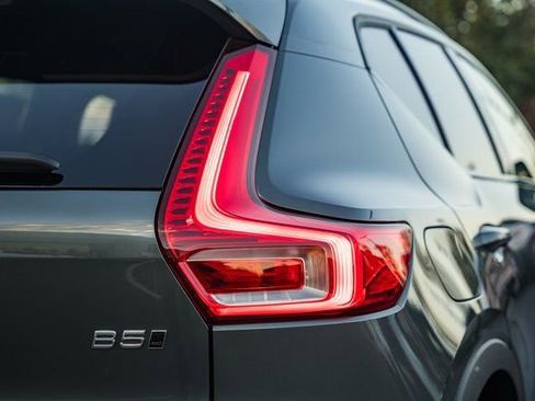 New 2026 Volvo XC40 B5 Ultra w/ Protection Package Premier image 6