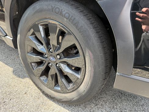 Used 2023 Subaru Outback Onyx Edition image 10