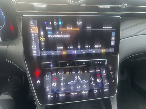 Used 2023 Maserati Grecale GT image 13