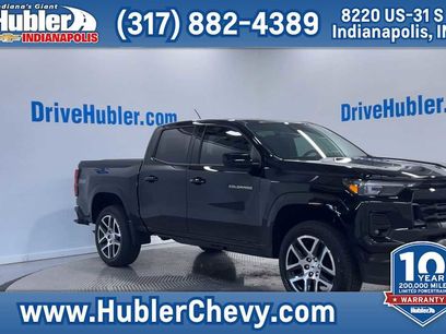 Used 2024 Chevrolet Colorado Z71 w/ Z71 Convenience Package 2