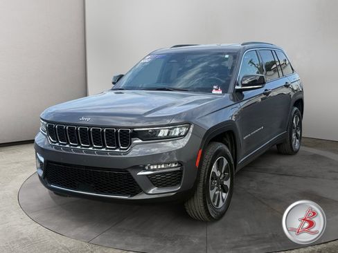 Used 2024 Jeep Grand Cherokee Limited 4xe AWD/4WD image 3