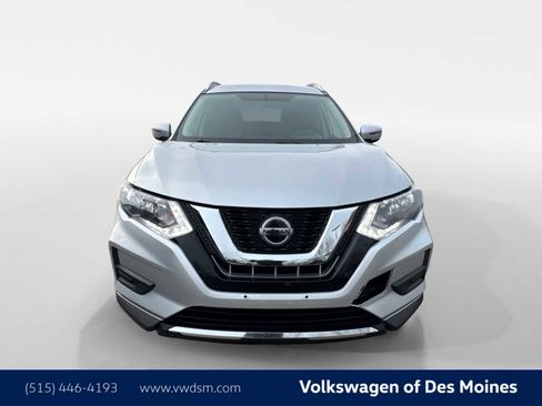 Used 2018 Nissan Rogue SV image 7