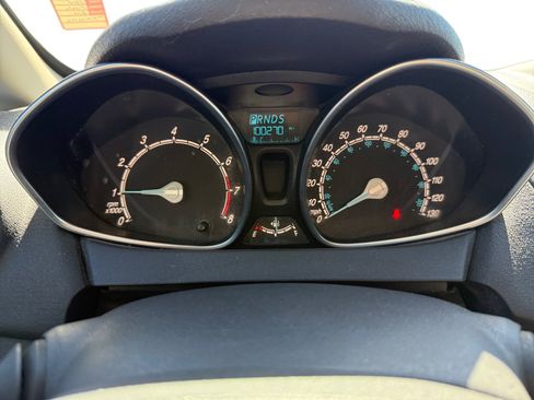Used 2019 Ford Fiesta SE FWD image 11