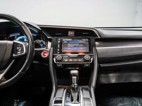 Used 2018 Honda Civic EX-T image 13