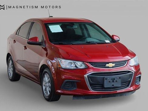 Used 2017 Chevrolet Sonic LT w/ Convenience Package image 6