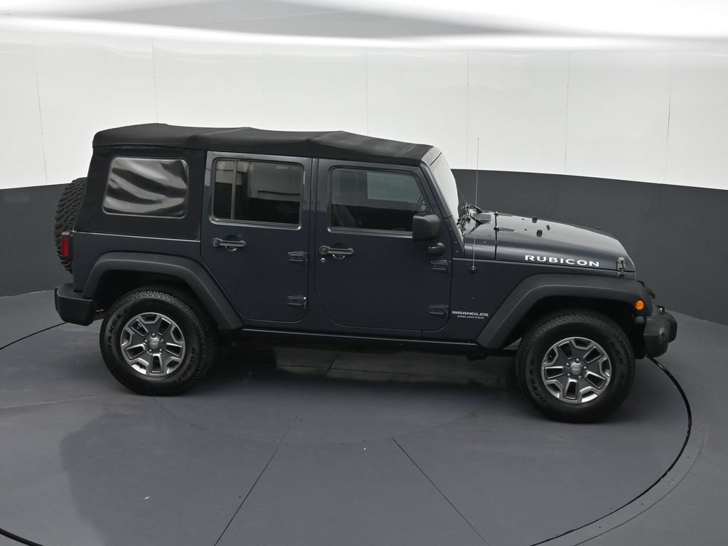 Used 2017 Jeep Wrangler Unlimited Rubicon w/ Dual Top Group AWD/4WD image 27