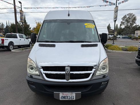 Used 2009 Dodge Sprinter 2500 w/ Rear Heater Group III image 3