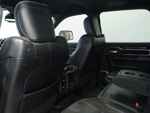 Certified 2019 RAM 2500 Laramie w/ Night Edition image 24