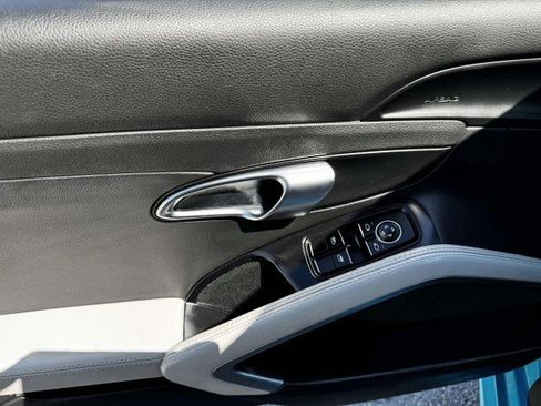 Used 2018 Porsche 718 Boxster S image 18