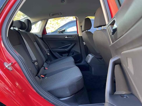 Used 2019 Volkswagen Jetta S image 37