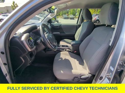 Used 2019 Toyota Tacoma SR5 RWD image 23