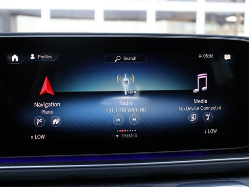 Used 2021 Mercedes-Benz GLS 580 4MATIC image 23