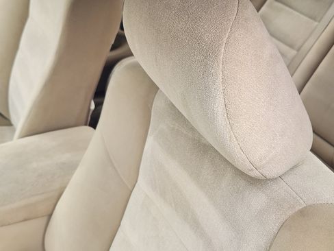 Used 2010 Honda Accord LX-P image 16